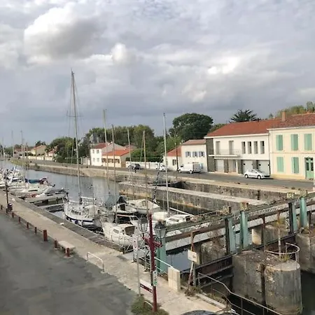 Vue Sur Les Quais Marans (Charente-Maritime)